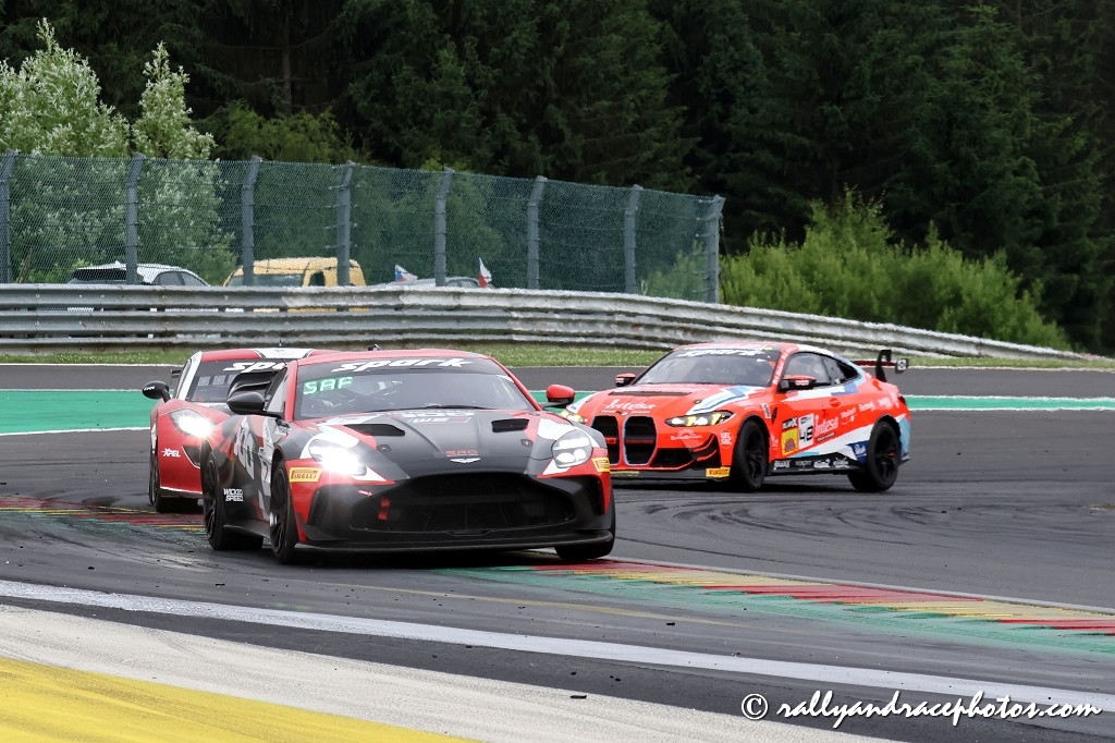 b, Aston Martin Vantage AMR GT4 Evo, Mirage Racing